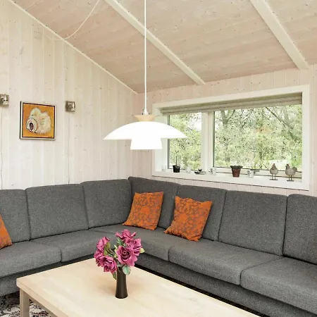 Two-bedroom Holiday In 6 Oksbøl