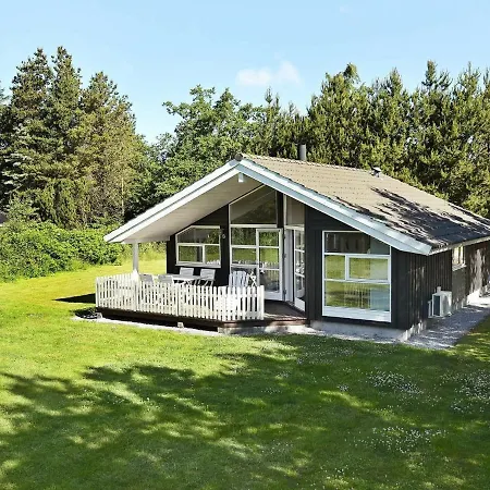 Two-bedroom Holiday In 6 度假居 *