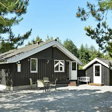 Two-bedroom Holiday In 6 Oksbøl